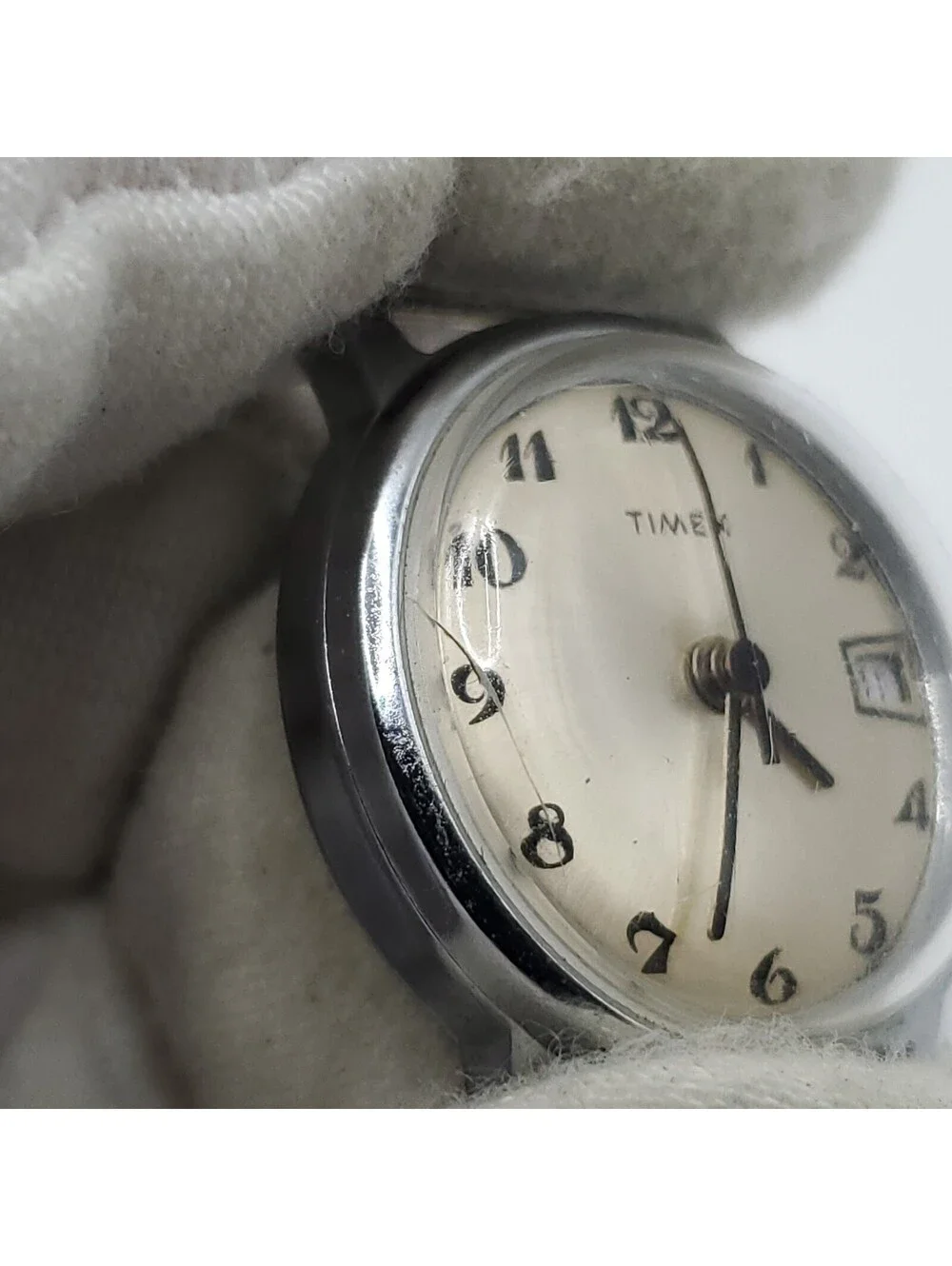 Vintage Timex Mercury Date Dial Womens Watch 25mm No Band Silver Tone Running